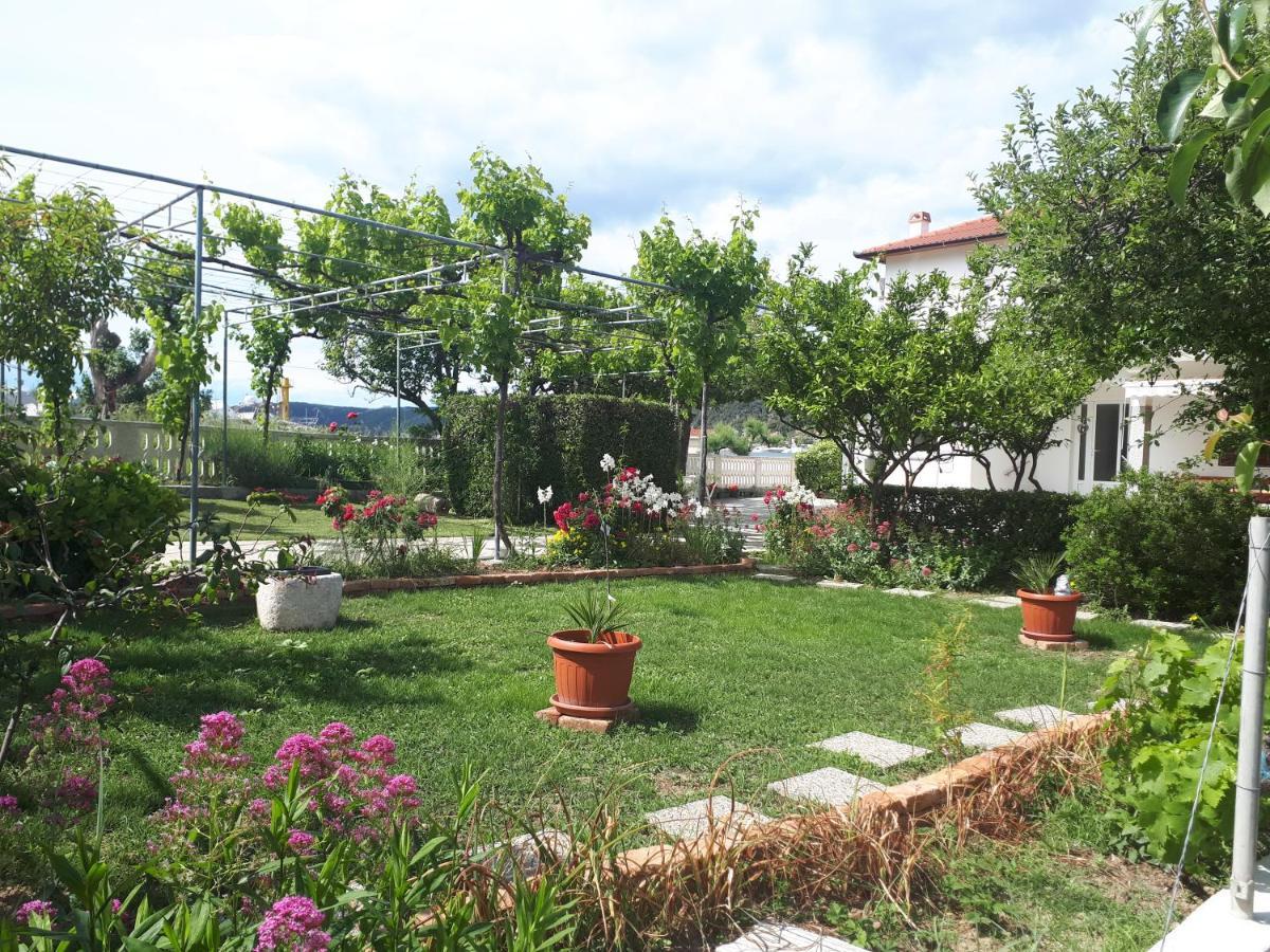 Gvacic House Apartment Supetarska Draga Exterior photo