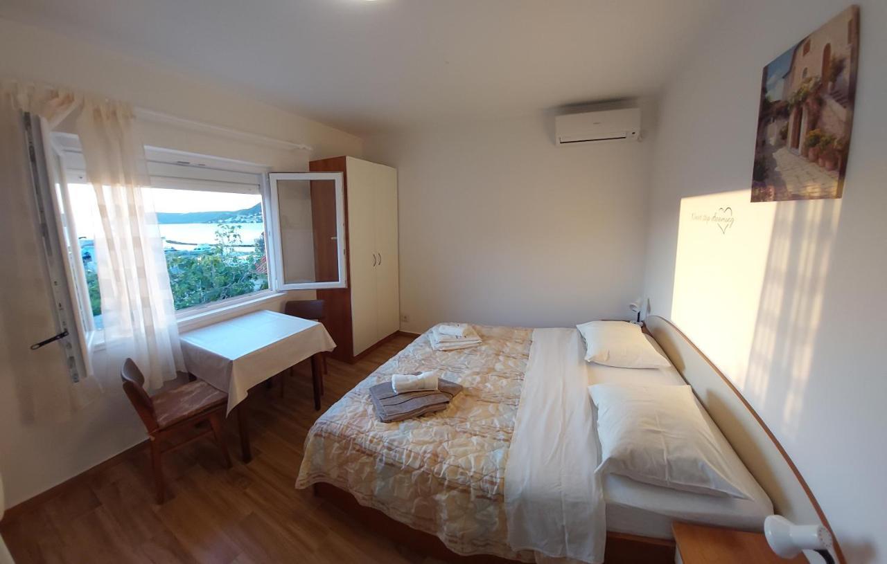 Gvacic House Apartment Supetarska Draga Exterior photo