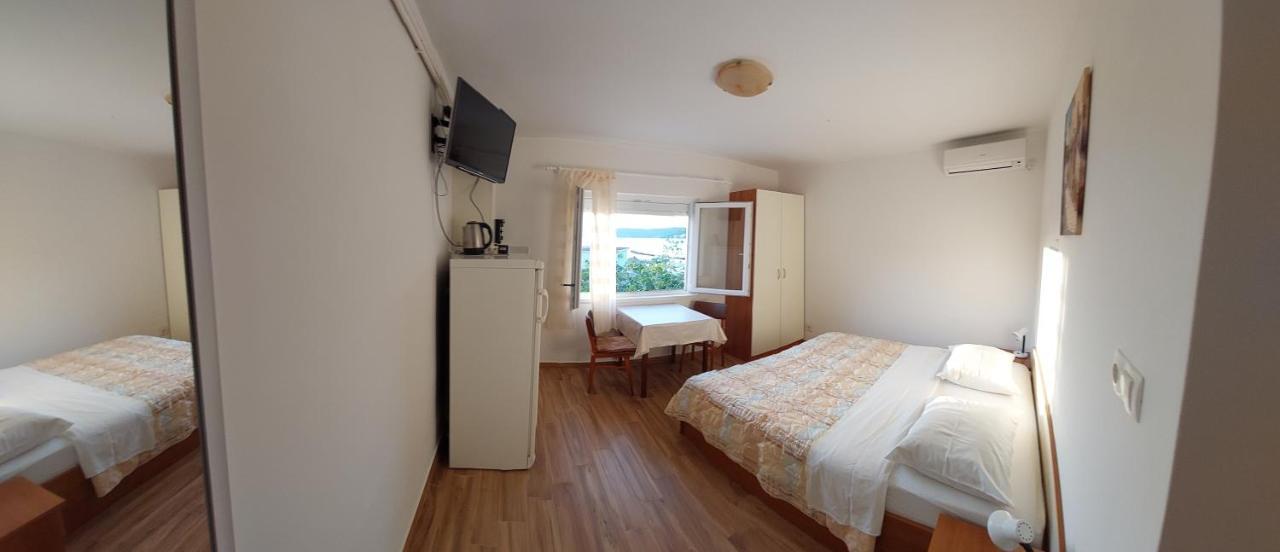 Gvacic House Apartment Supetarska Draga Exterior photo